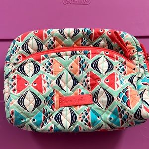 Vera Bradley medium makeup case